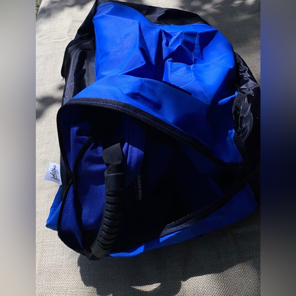 Hazel Mission Possible 2000 Backpack/Luggage Blue… - image 5